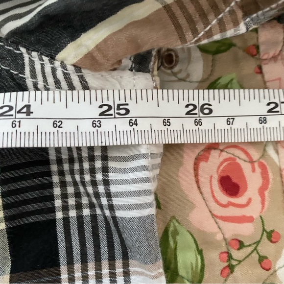 Signature Levi’s Shortsleeved plaid Button-up - Picture 10 of 11